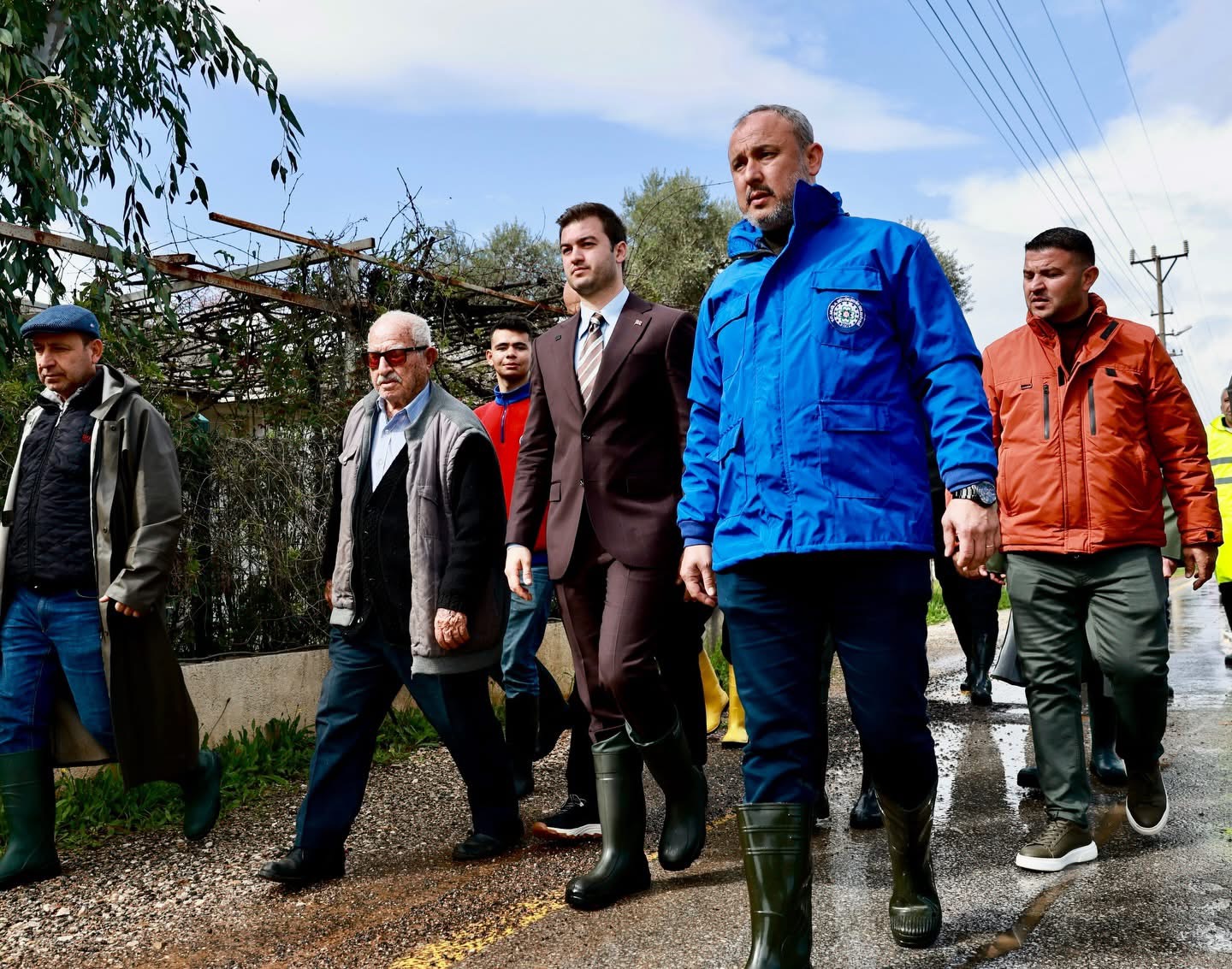 Bodrum’da Sağanak Alarmı: Yollar Kapandı, İş Yerlerini Su Bastı
