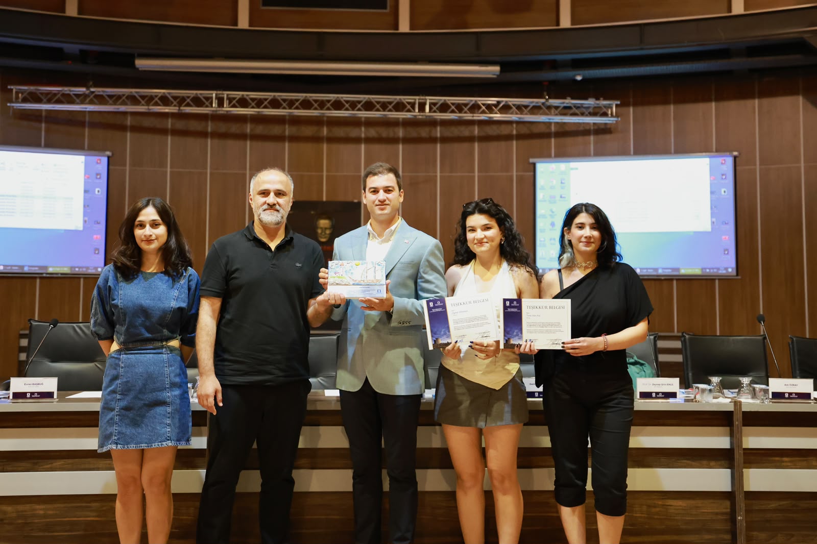Bodrum Değirmenburnu Tarihi Yel Değirmenleri İçin Geleceğe Yön Verecek Fikirler Ödüllendirildi