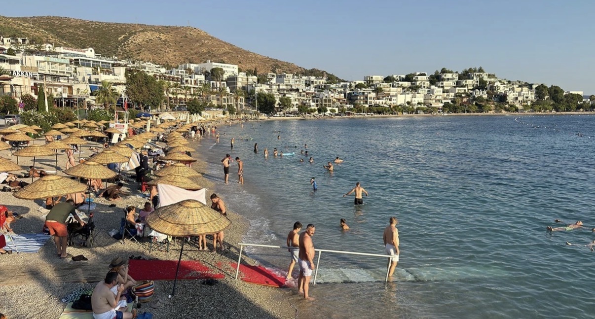 Bodrum turizmcileri isyan etti: Bodrum boş değil, pahalı değil