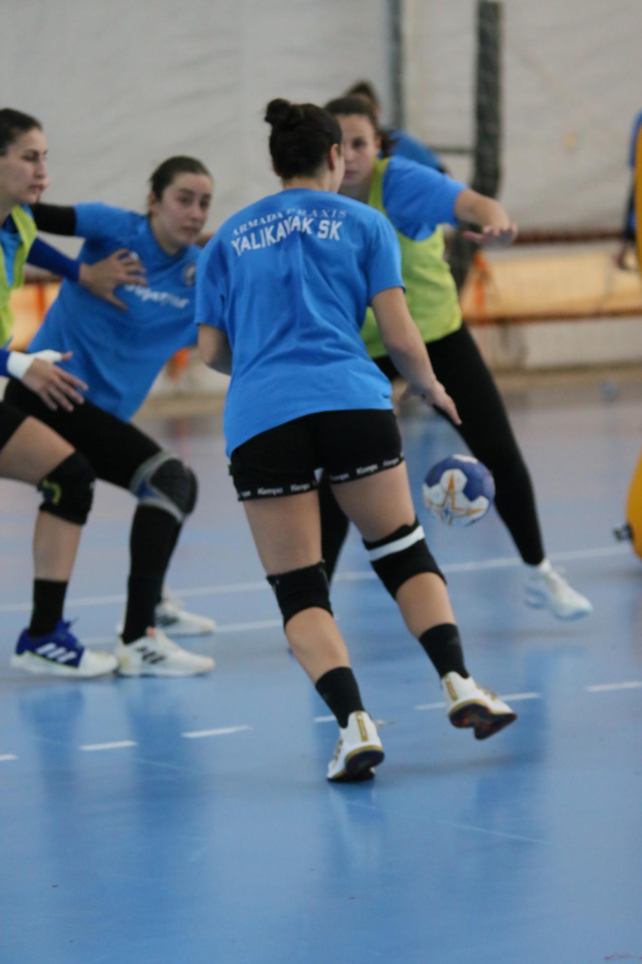 Armada Praxis Yalıkavakspor, Trabzon Deplasmanı Öncesi Hazırlıklarını Bodrum’da Sürdürüyor