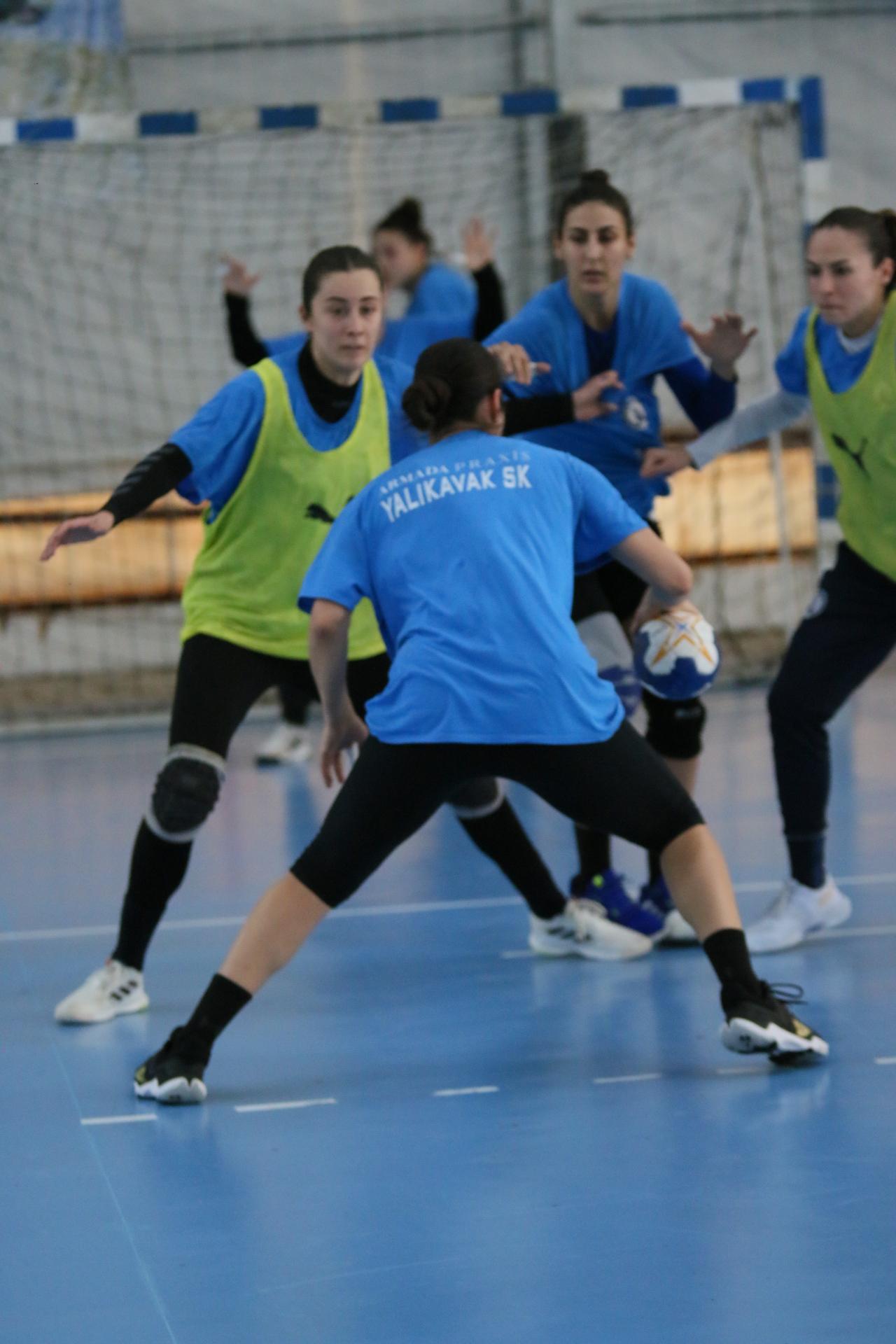 Armada Praxis Yalıkavakspor, Trabzon Deplasmanı Öncesi Hazırlıklarını Bodrum’da Sürdürüyor