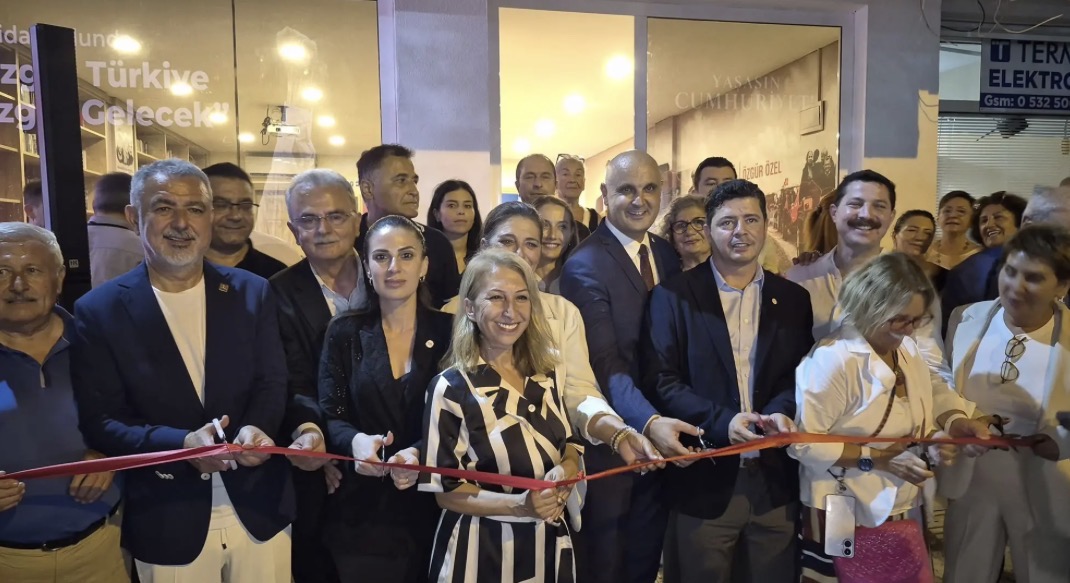 YENİ Parti Bodrum İlçe Başkanlığı Yeni Hizmet Binasına Kavuştu