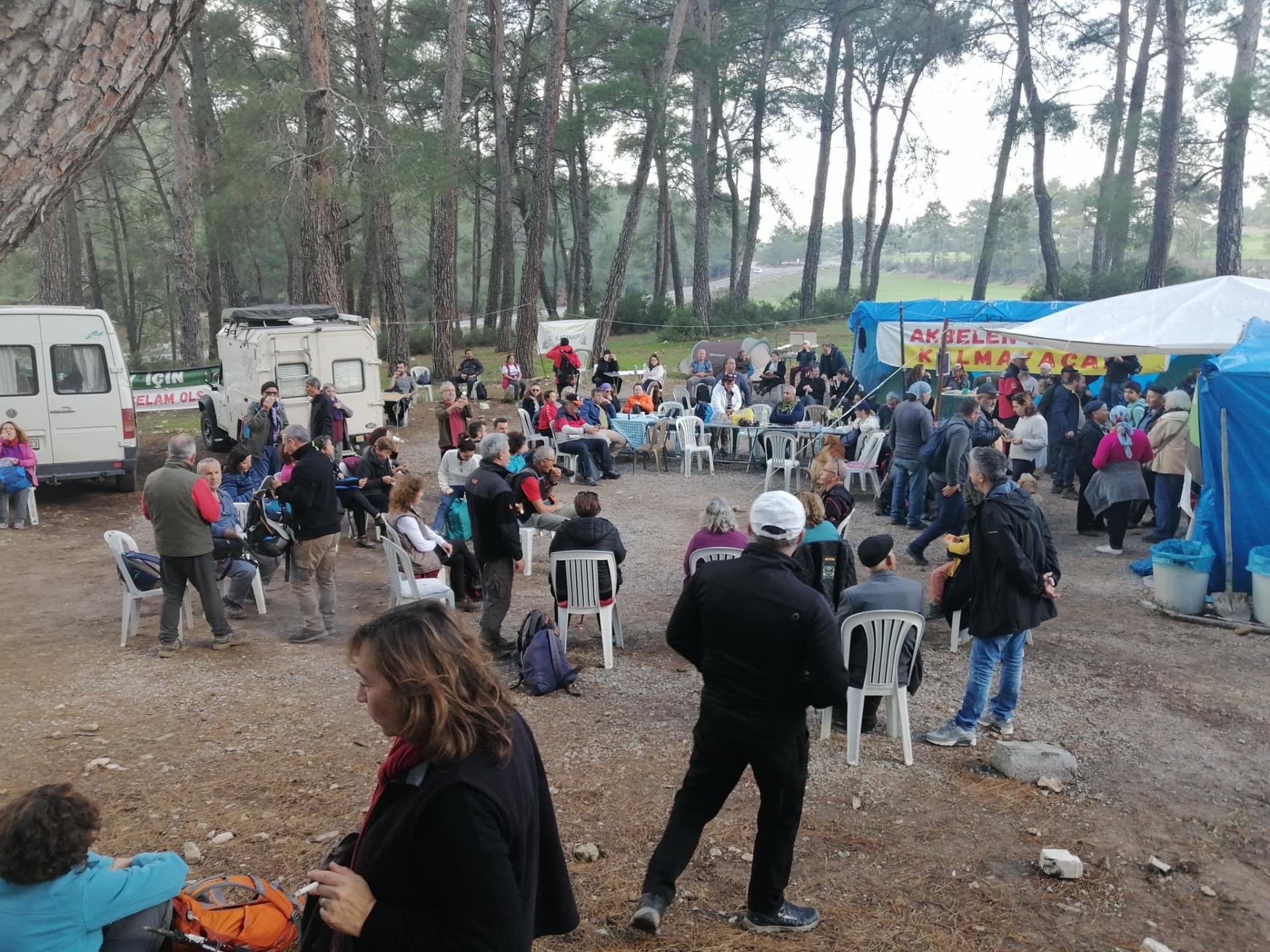 Muğla B. Belediyesi, Akbelen Ormanı savunucularının seyyar tuvaletine el koydu!