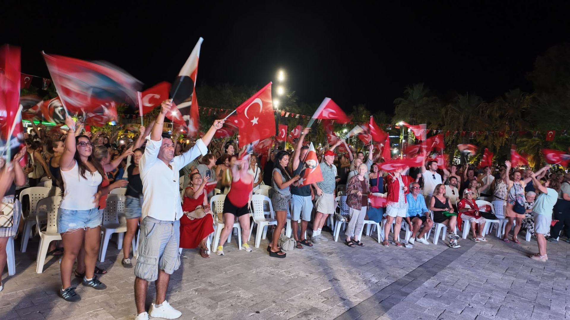Filenin Sultanları Avrupa Şampiyonu! Zafer Coşkusu Bodrum Meydanlarında Yaşandı
