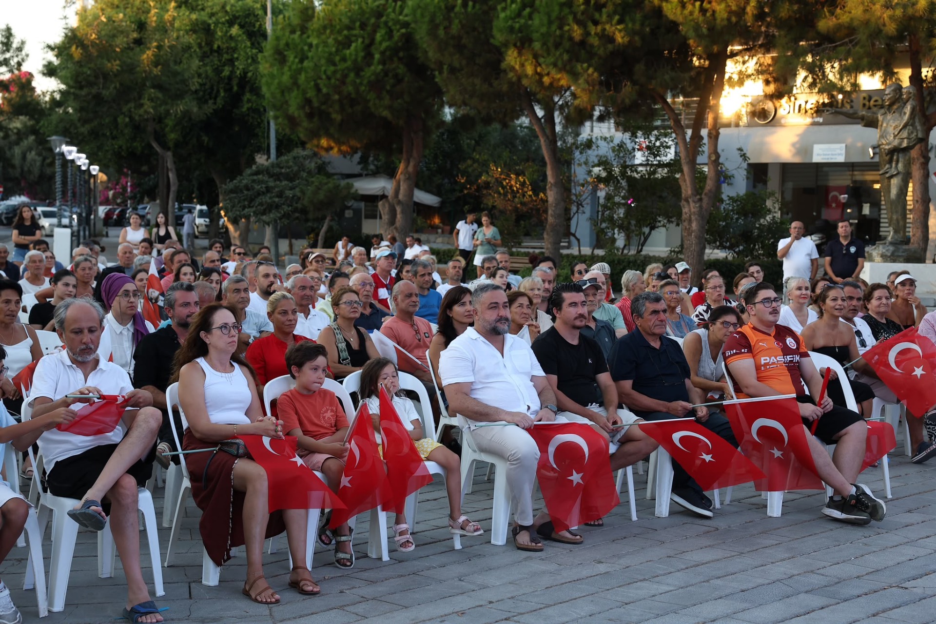 Filenin Sultanları Avrupa Şampiyonu! Zafer Coşkusu Bodrum Meydanlarında Yaşandı