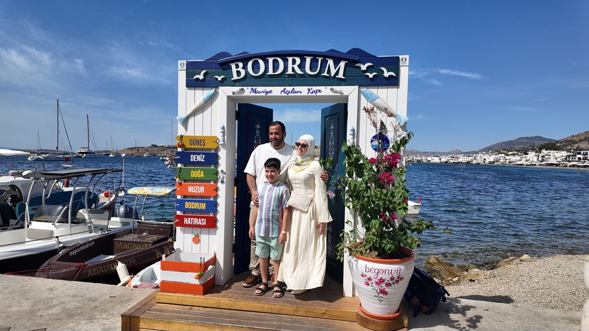 Bodrum’un Yeni Fotoğraf Durakları: “Maussolleion” ve “Maviye Açılan Kapılar”