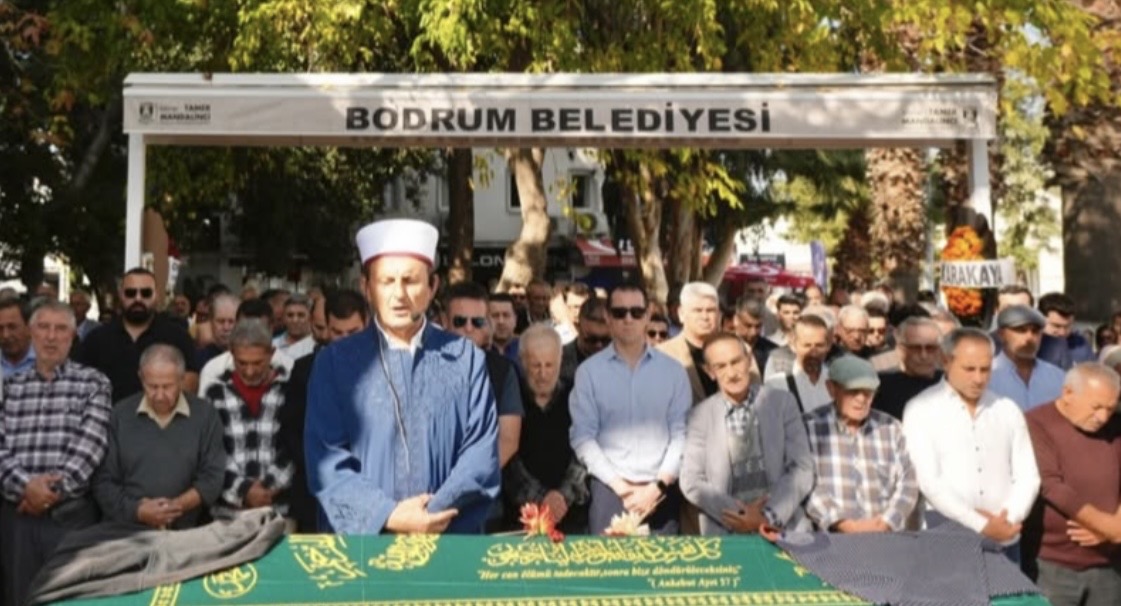 Bodrum’un Tanınmış İsimlerinden Doğan Mandalinci Hayatını Kaybetti