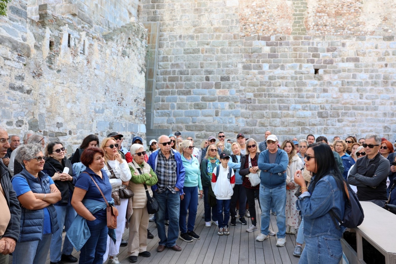 Kültür ve Doğa Yürüyüşleri Bodrum Kalesi’nde devam etti