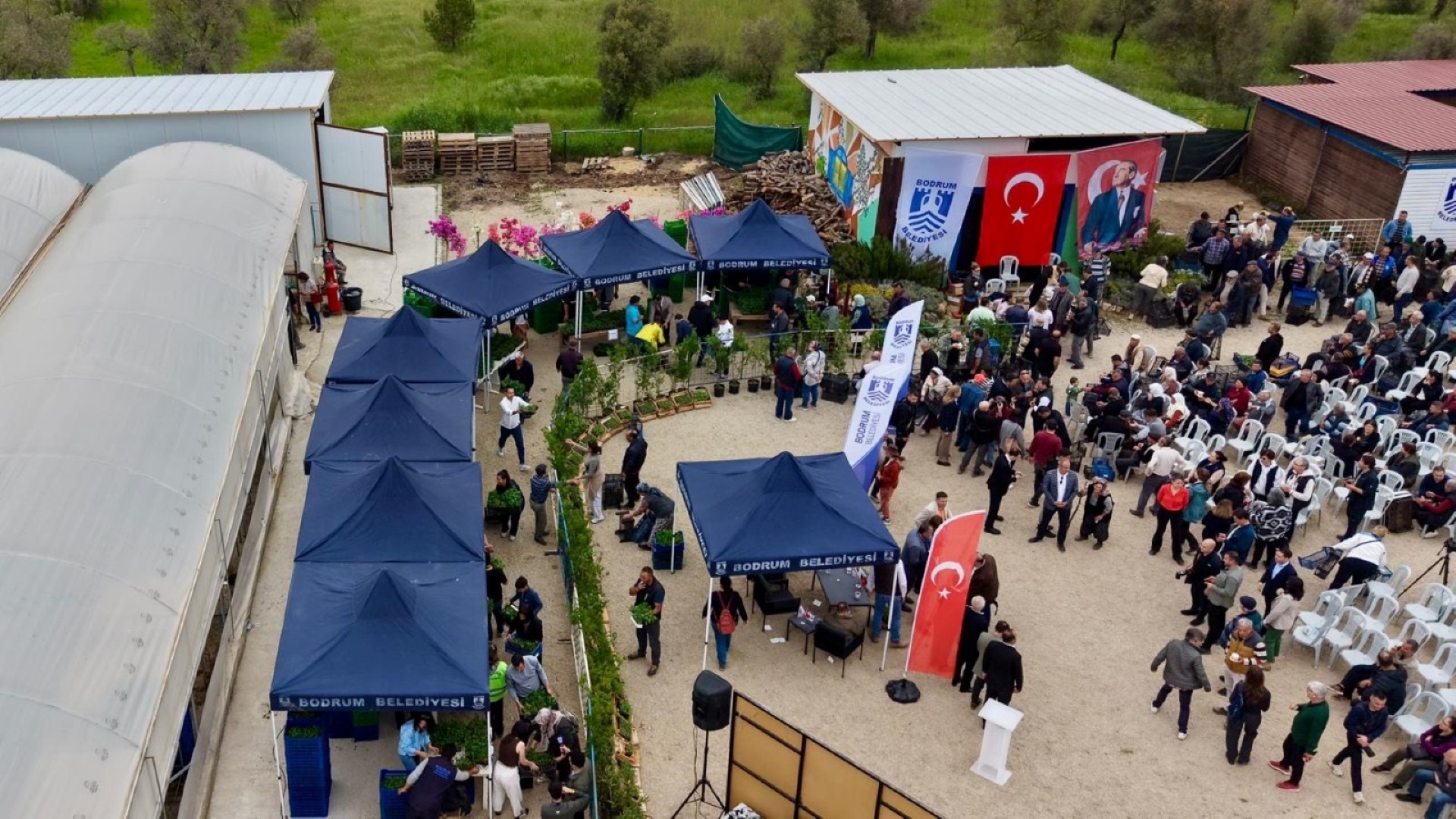 ‘Üreten Bodrum Buluşması’nda üreticilere fide dağıtıldı