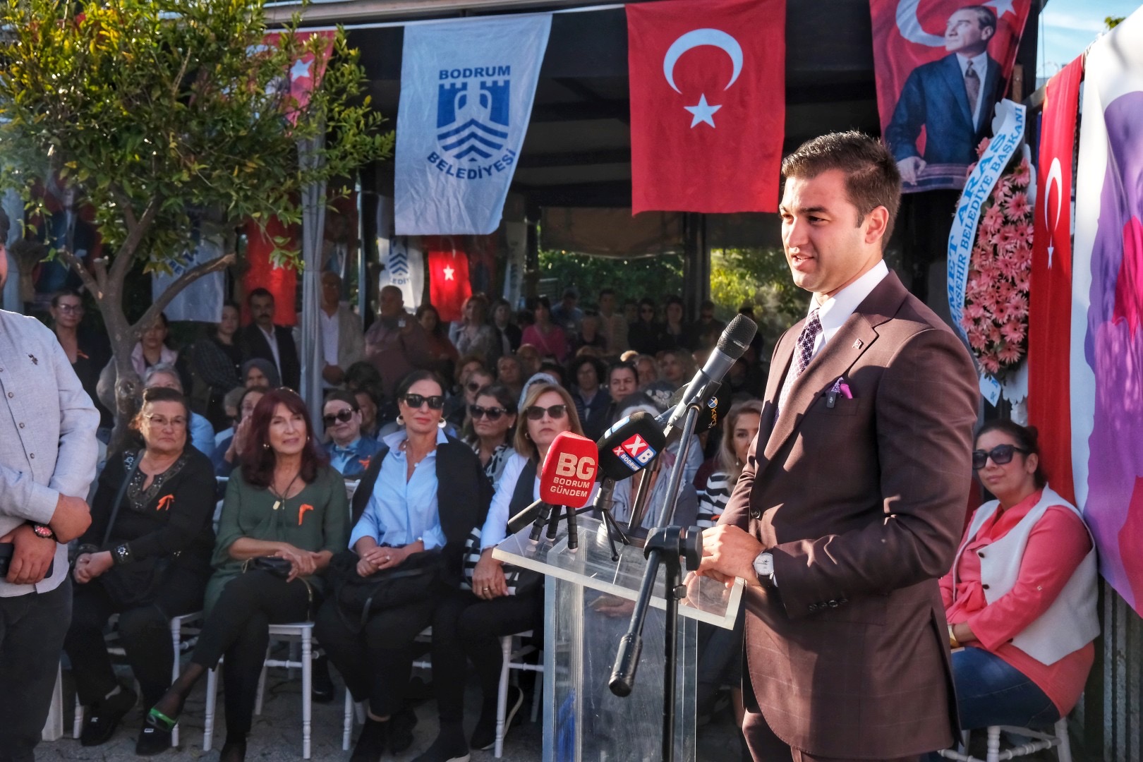 Belediyeden 25 Kasım’a Özel Açılış: Bitez Kadın Yaşam Merkezi Açıldı