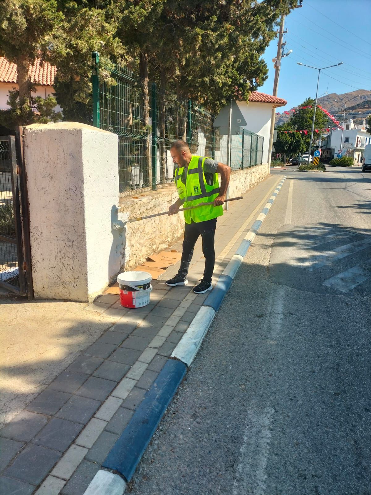 Bodrum’un Cadde ve Sokakları Mavi Beyaza Boyanıyor