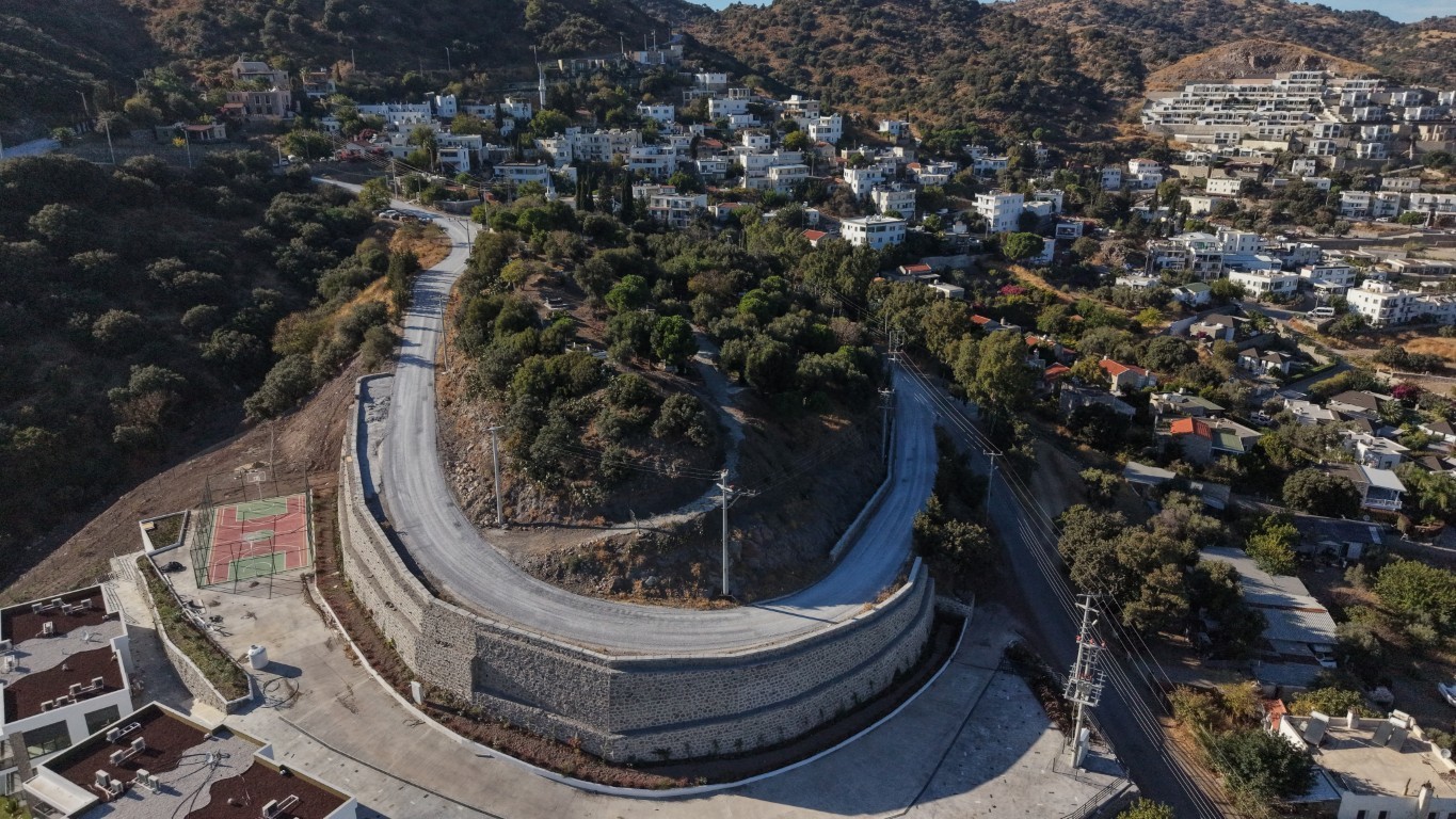 Bodrum’da Sathi Kaplama Çalışmaları Sürüyor