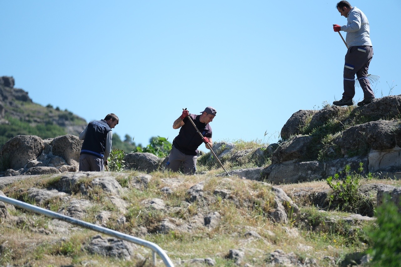 Halikarnassos Surları ve Myndos Kapısı’nda Temizlik Çalışmaları Tamamlandı
