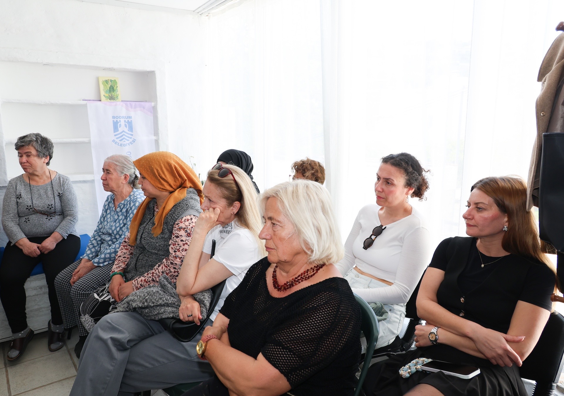 Belediyeden Bitez’de ‘Bağımlılıkta Aile Yapısı ve Roller’ Semineri