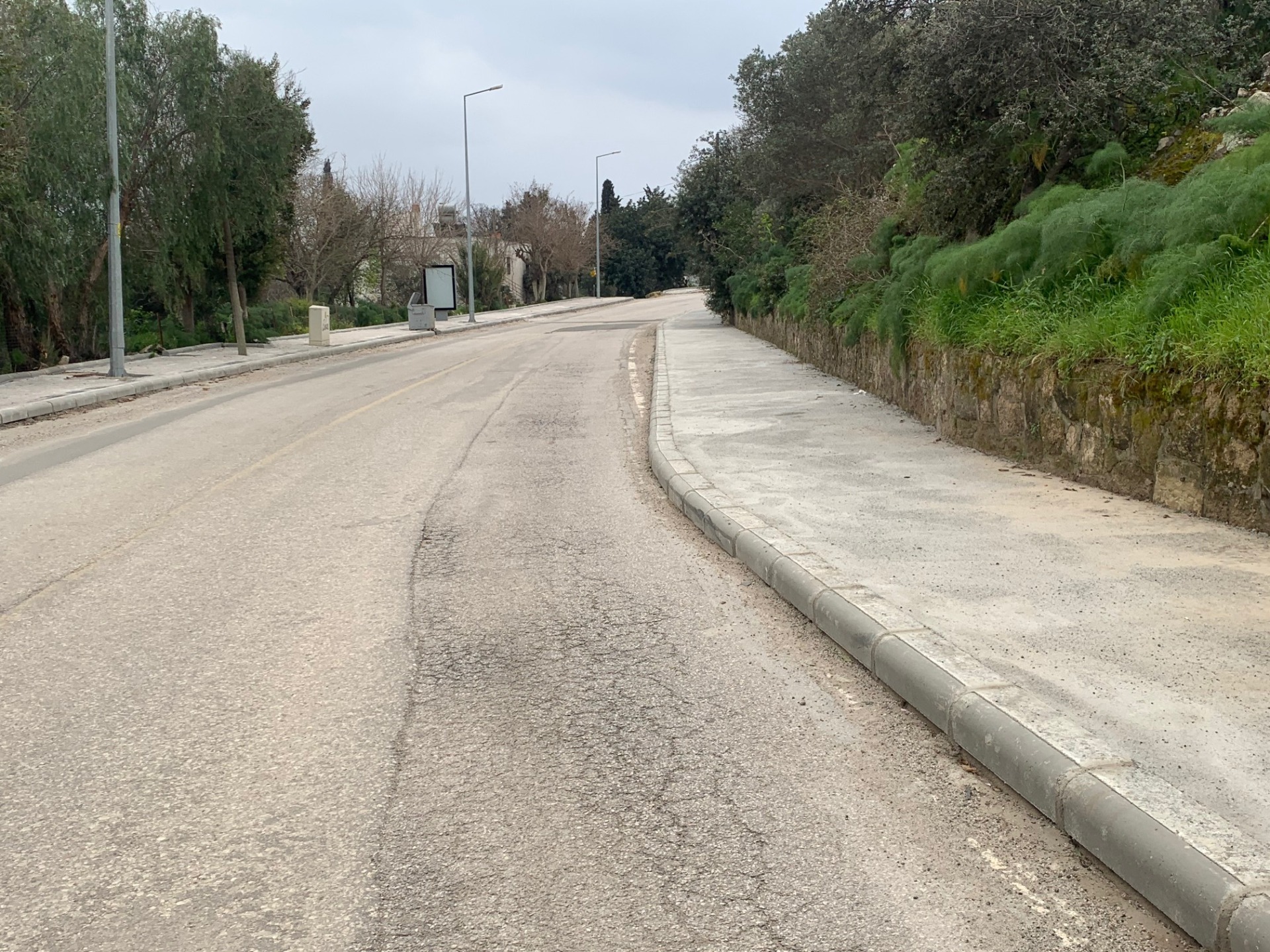 BİTEZ'DE YOL ve ALT YAPI FİYASKOSU