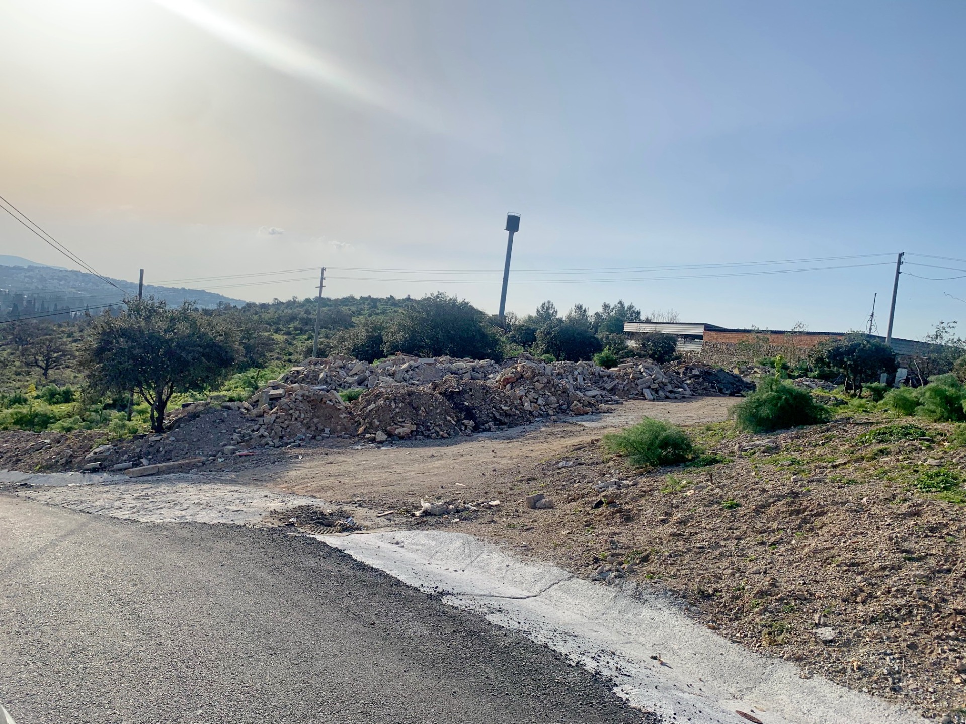 BİTEZ'DE YOL ve ALT YAPI FİYASKOSU