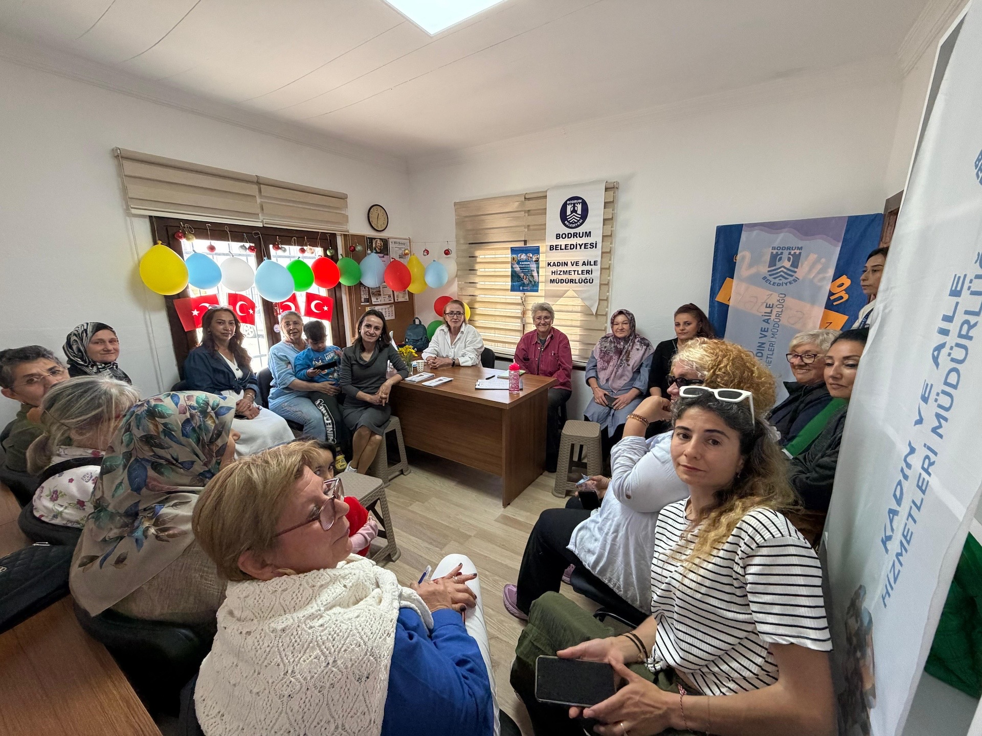 Belediyeden Dirmil’de ‘Kadının Görünmeyen Emeği’ Söyleşisi 