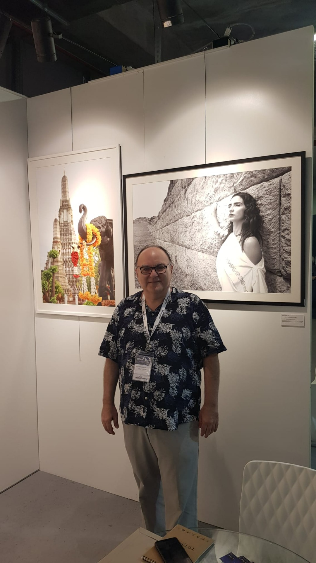 Oğuz Hamza fotoğrafları ile Bodrum Sanat Fuarına renk katıyor