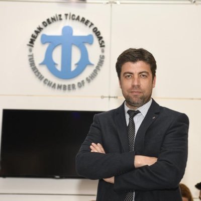 Bodrum'un maviyle yeşilin bütünleştiği koylarında yat hareketliliği yaşanıyor