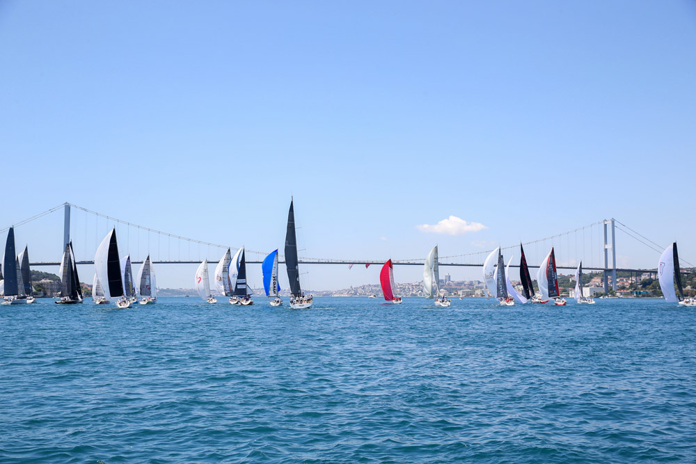 Finiş Bodrum'da... TAYK 51. Yıl Deniz Kuvvetleri Kupası Yarışı Başladı