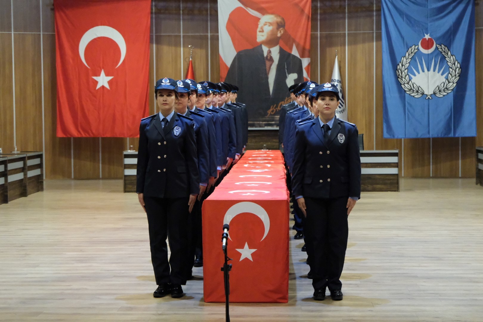 Bodrum'da adaylık süreçleri tamamlanan zabıtalar yemin etti