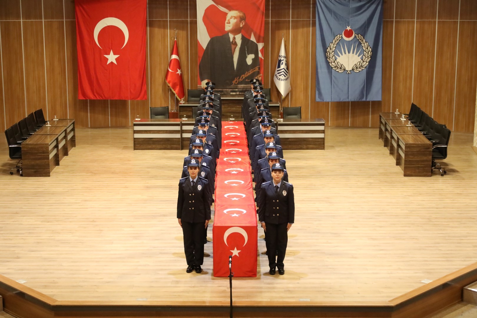 Bodrum'da adaylık süreçleri tamamlanan zabıtalar yemin etti