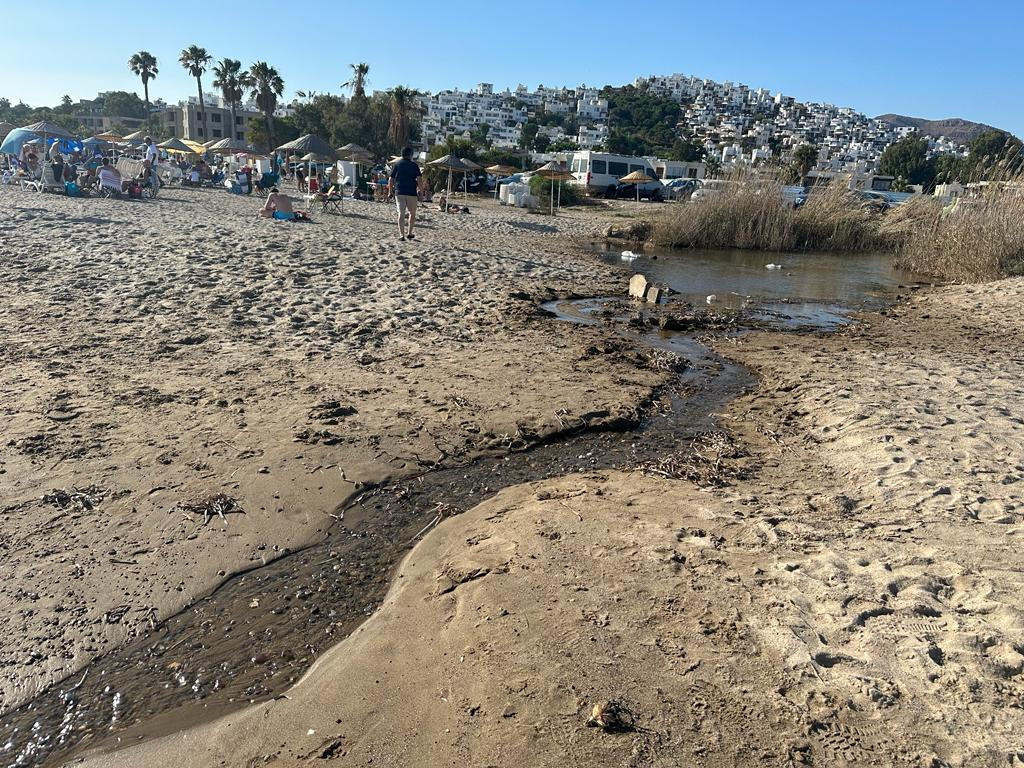 Bodrum'un altyapı çilesi: 'Her tarafta pislik akıyor!'