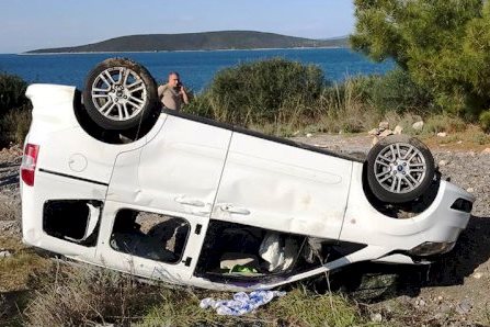 ŞARAMPOLE DÜŞEN ARAÇ TAKLA ATARAK DURABİLDİ