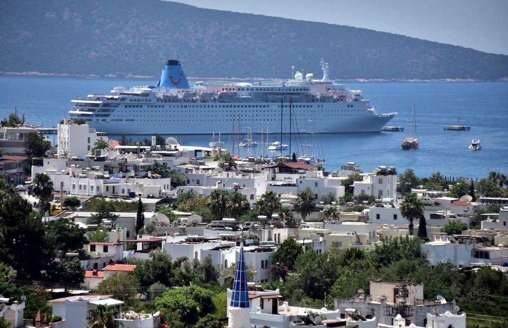 Bodrum Limanı, 85 gemi ve 86 bin 455 kruvaziyer yolcu ile üçüncü sırada