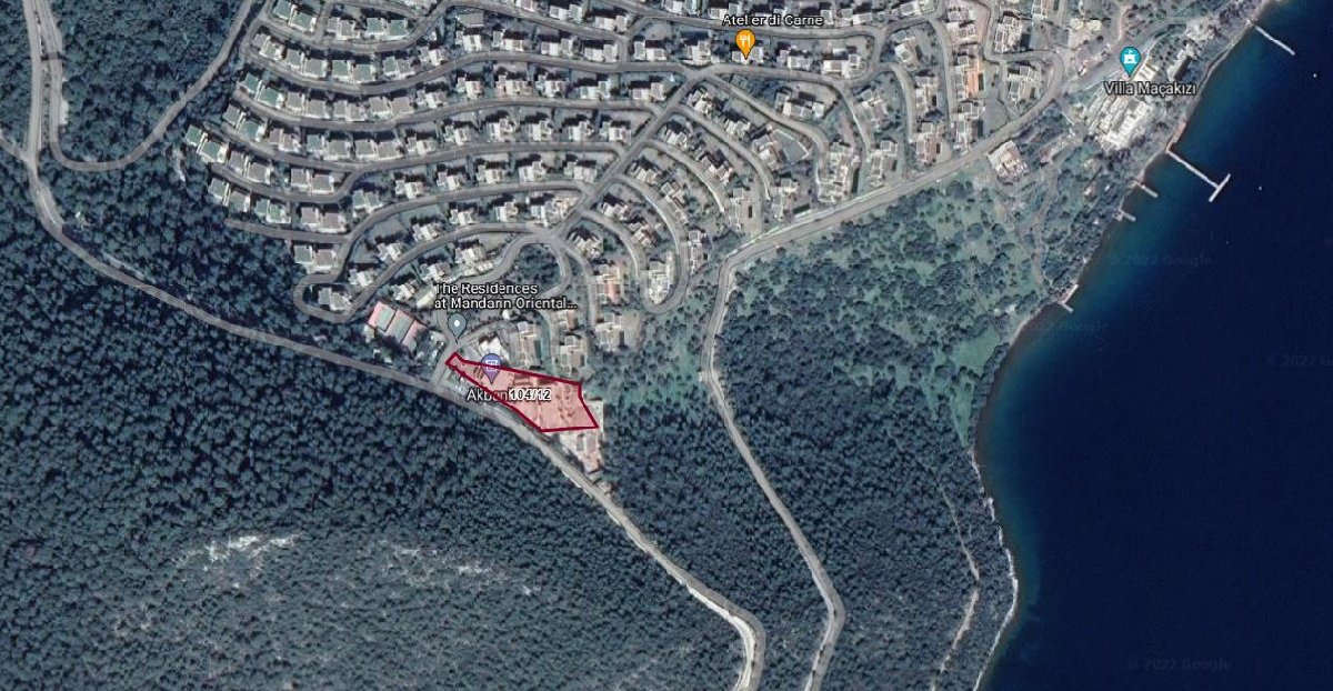 Bodrum Cennet Koyu’nda devletin arazisine çöküp kaçak otel yaptılar