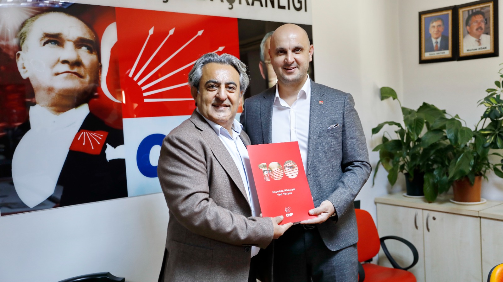 ÖZAY KARTAL, RESMEN ADAY ADAYI