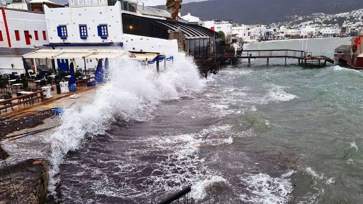 Meteoroloji uyardı! Bodrum-Kaş arasında fırtınaya dikkat