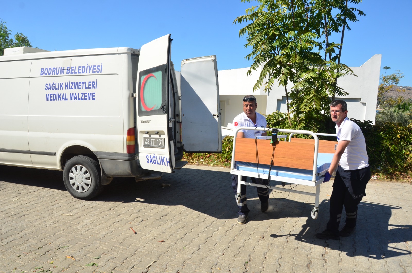 Bodrum Belediyesi Medikal Malzeme Desteğini Sürdürüyor 