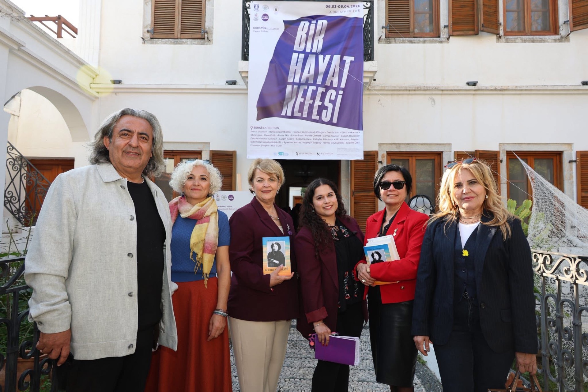 Bodrum Kent Müzesi ve Akademia’da Bodrum Hakimi Sergisi Açıldı, Kitabı İmzalandı